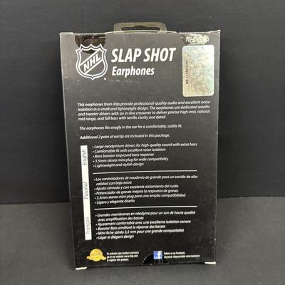 LOT 93: Unopened 1990 Score NHL Hockey Trading Cards & Philadelphia Flyers iHip Slap Shot Earphones