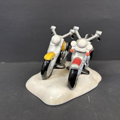 LOT 94: Harley Davidson Collection: Dept 56, Maisto FXSTSB Bad Boy & FLHR Road King Diecast Replicas, NIP Timer Cover & Ornaments