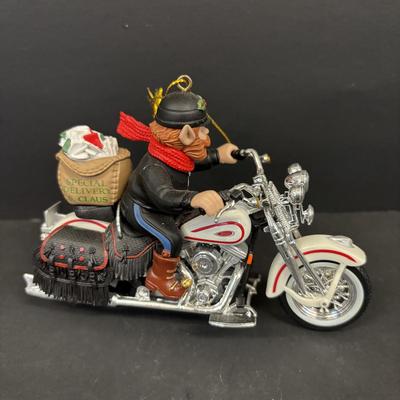 LOT 94: Harley Davidson Collection: Dept 56, Maisto FXSTSB Bad Boy & FLHR Road King Diecast Replicas, NIP Timer Cover & Ornaments