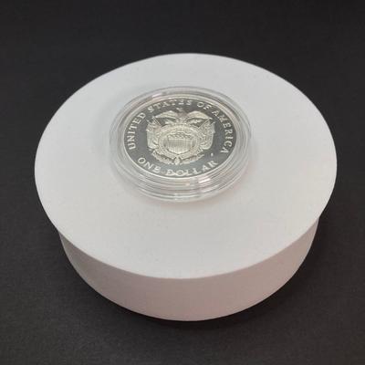 LOT 102: 1994 Bicentennial of the U.S. Capitol Commemorative Silver Dollar Proof Coin in Presentation Box and Certificate of Authenticity