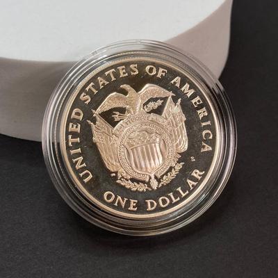 LOT 102: 1994 Bicentennial of the U.S. Capitol Commemorative Silver Dollar Proof Coin in Presentation Box and Certificate of Authenticity