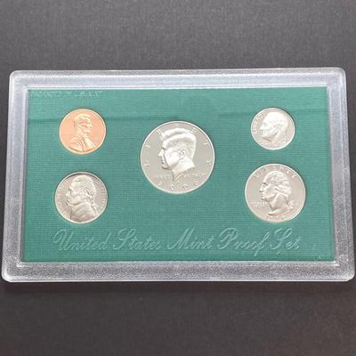 LOT 107: Five United States Mint Proof Coin Sets - 1994, 1995, 1996, 1997 and 1998