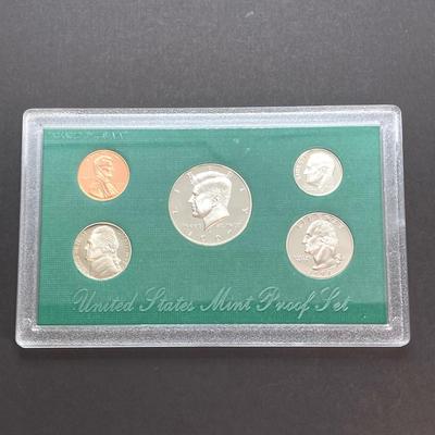 LOT 107: Five United States Mint Proof Coin Sets - 1994, 1995, 1996, 1997 and 1998