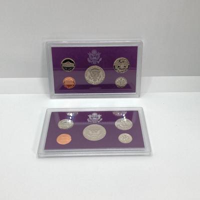 LOT 109: Five United States Mint Coin Proof Sets - (2) 1991, (2) 1992 and (1) 1993