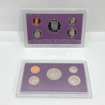 LOT 109: Five United States Mint Coin Proof Sets - (2) 1991, (2) 1992 and (1) 1993