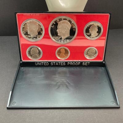 LOT 111: 1978-S United States Proof Set with Eisenhower Dollar Coin in Black Plastic Holder