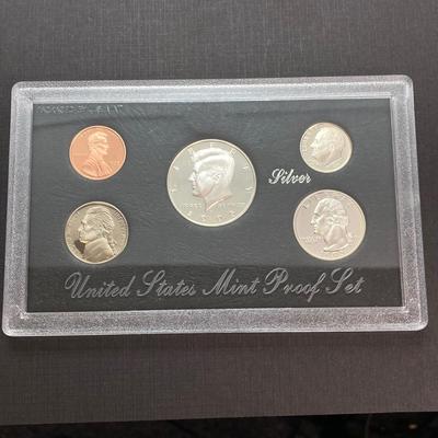 LOT 113: Three United States Mint Silver Proof Coin Sets - 1995, 1996 and 1998