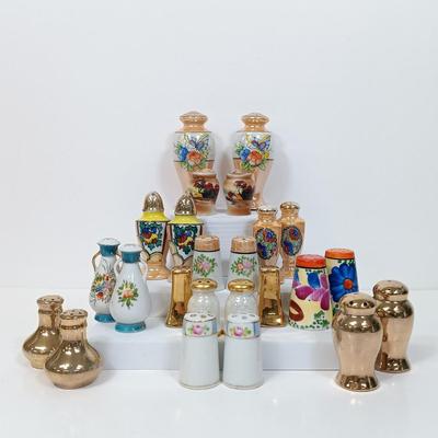 LOT 118: Set of (12) Lustreware and Handpainted Japan Porcelain Salt and Pepper Shakers