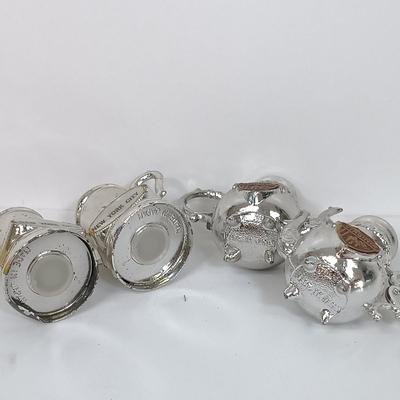 LOT 122: Vintage Salt and Pepper Shakers - Fruit, Vegetables, Cactus' & Teapots