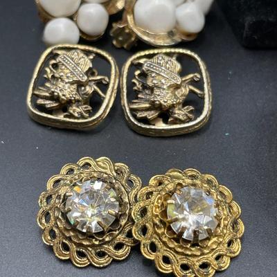 Gold tone jewelry