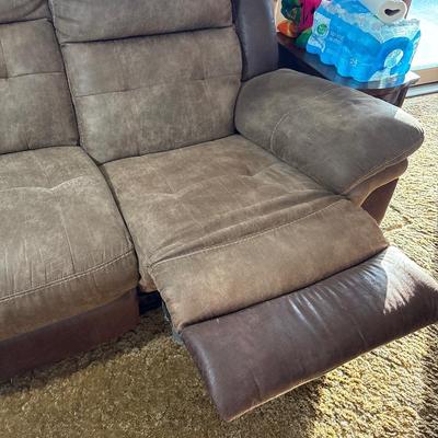Recliner sofa