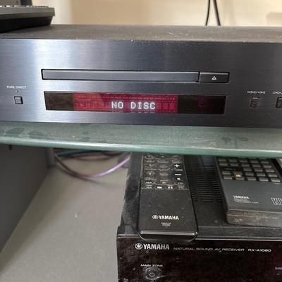 Yamaha CD-8303 CD player