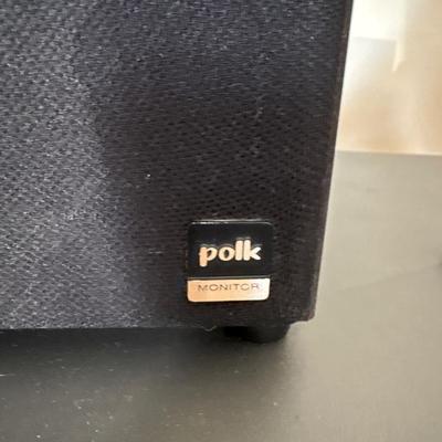 Polk Audio CS100 center channel speaker