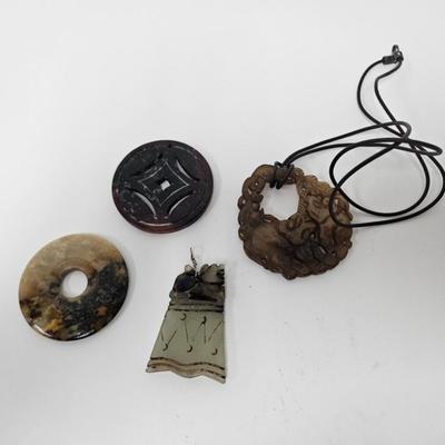 CKEG08. Lot of 4 Chinese Soapstone And Agate Carved Charm Pendants