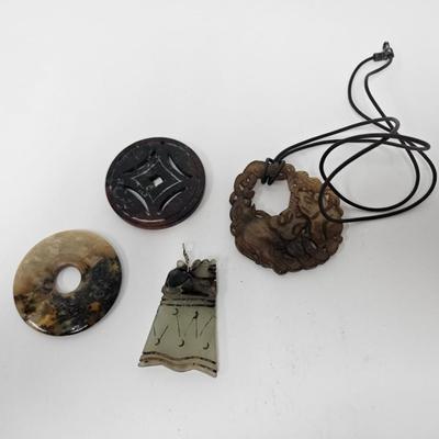 CKEG08. Lot of 4 Chinese Soapstone And Agate Carved Charm Pendants