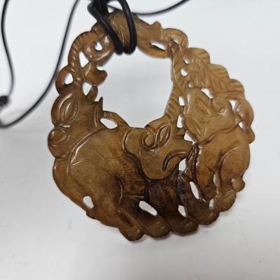 CKEG08. Lot of 4 Chinese Soapstone And Agate Carved Charm Pendants