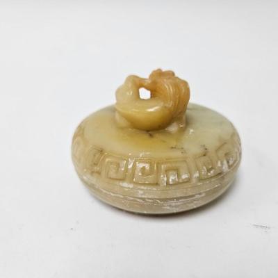 CKEG11. Vintage Chinese Soapstone Foo Dog Lidded Trinket Box