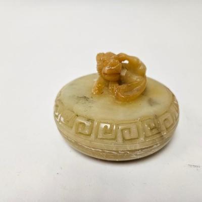 CKEG11. Vintage Chinese Soapstone Foo Dog Lidded Trinket Box