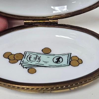 CKEG14. Limoges Porcelain Hand-Painted Mini Trinket Box, Frog in Tuxedo