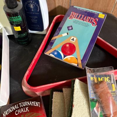 Pool balls & accessories