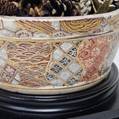 CKEG22. Japanese Satsuma Porcelain Bucket