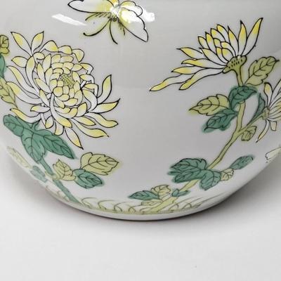 CKEG23. Vintage Chinese Ceramic Cache Pot