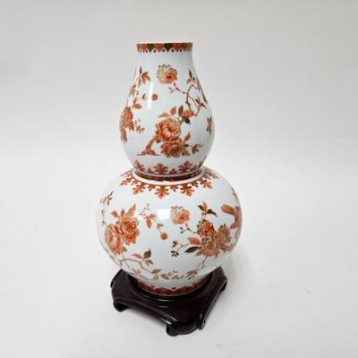 CKEG25. Vintage Japanese Vase