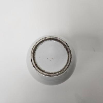 CKEG31. Chinese Ceramic Ginger Jar