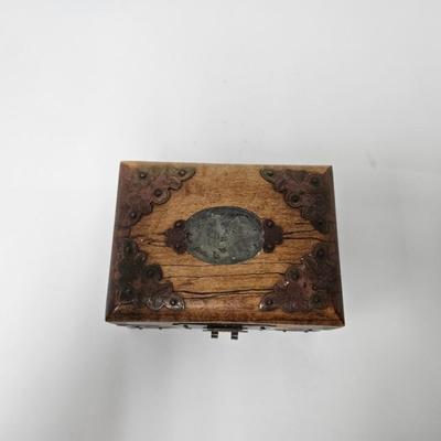 CKEG34. Vintage Chinese Wooden Jewelry Box, Decorative Brass Accents, Jade Inlay, Green Satin Lined