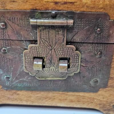 CKEG34. Vintage Chinese Wooden Jewelry Box, Decorative Brass Accents, Jade Inlay, Green Satin Lined