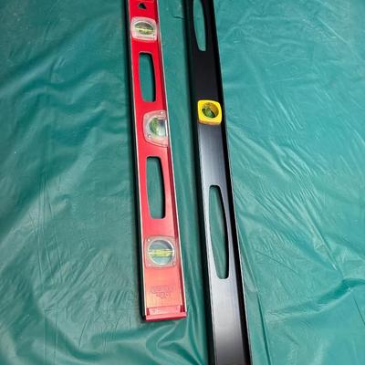 4’ and 2’ levels