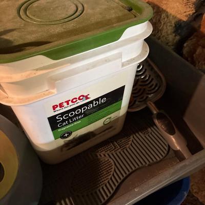 NIB cat scratcher, litter boxes/access