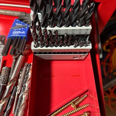 Drill bits (new), hex key wrench sets