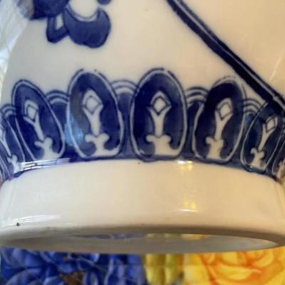 Chinese Blue & White Dragon Jar/Vase Heavy Porcelain Body Boldly Painted in Cobalt Blue w/4 Four-Clawed 12-1/2" Tall Preowned.