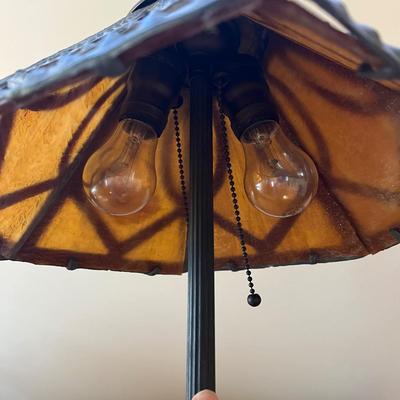 Vintage Slag Glass Table Lamp (O-BC)