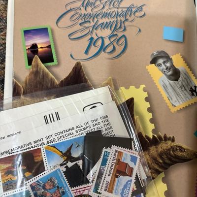 1988-89 commemorative stamp, mint set