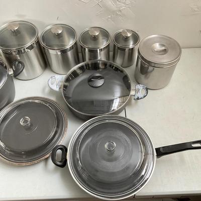 732 Large Lot of Bialwtti Italian Cookware and Canister Set