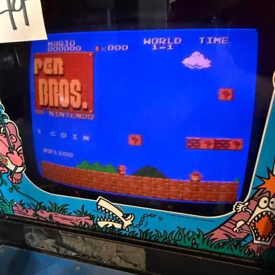 49-Super Mario Brothers Arcade Game