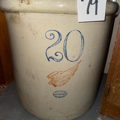 79-20 gallon Redwing Crock