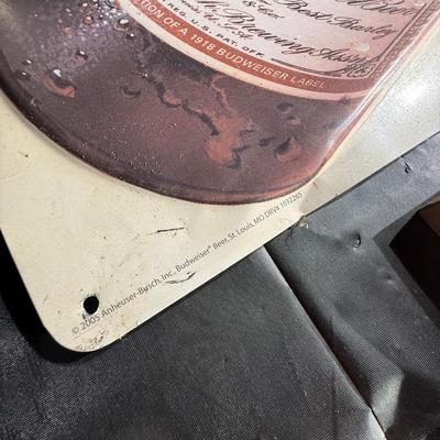 85-Metal beer, sign, and framed mirrored sign