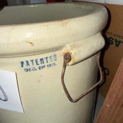 90-8 gallon Redwing Crock