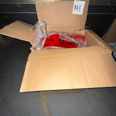 141-large box of Captain Morgan plastic beer mugs