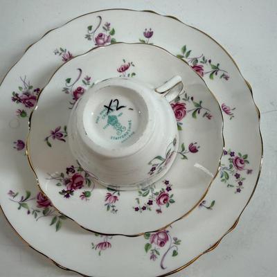 Sale Photo Thumbnail #327: Teacup, saucer, side plate in very good condition.