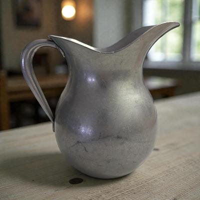 Vintage Wear-ever #955 Aluminum Pitcher