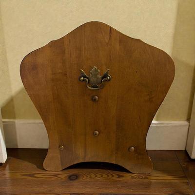 Vintage Early American Ethan Allen Solid Wood Maple Magazine Rack