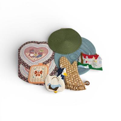Plenty of Placemats and Pot Holders
