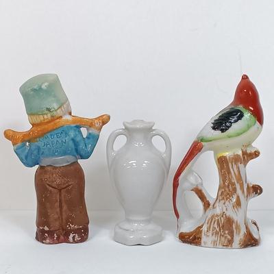 LOT 127: Set of (25) Japan Porcelain Miniature Figurines