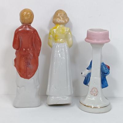 LOT 127: Set of (25) Japan Porcelain Miniature Figurines