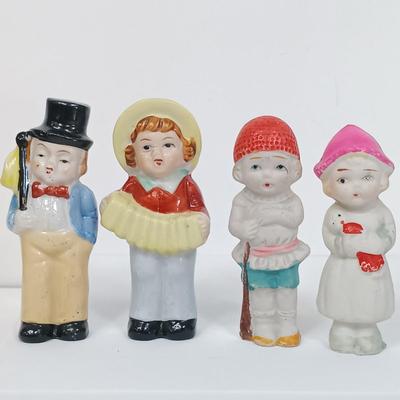 LOT 127: Set of (25) Japan Porcelain Miniature Figurines