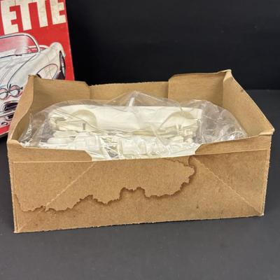 LOT 134: Vintage1959 & 1960 Corvette Models & 2 Unopened Puzzled: Elvis Pressley & Ice Cream Days